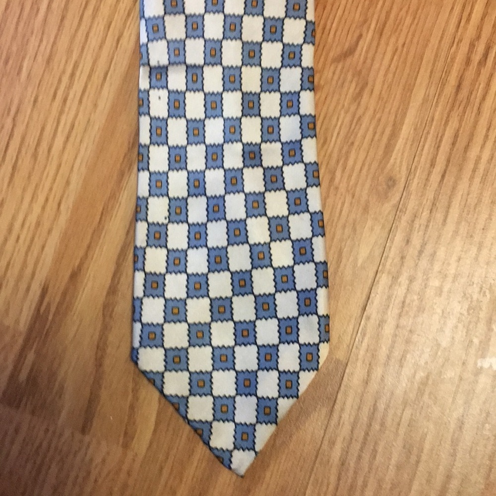 Italian tie